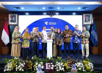 Menteri Perdagangan, Budi Santoso meluncurkan Program Penguatan Branding dan Kemasan Bagi UMKM Produk Pangan di Kantor Kementerian, Jakarta, Rabu (20 Agt). Kegiatan ini berlangsung pada 20–22 Agustus dan diikuti oleh 300 UMKM produk pangan yang telah terkurasi.(Foto: Dok. Kemendag)