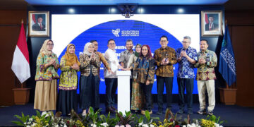 Menteri Perdagangan, Budi Santoso meluncurkan Program Penguatan Branding dan Kemasan Bagi UMKM Produk Pangan di Kantor Kementerian, Jakarta, Rabu (20 Agt). Kegiatan ini berlangsung pada 20–22 Agustus dan diikuti oleh 300 UMKM produk pangan yang telah terkurasi.(Foto: Dok. Kemendag)