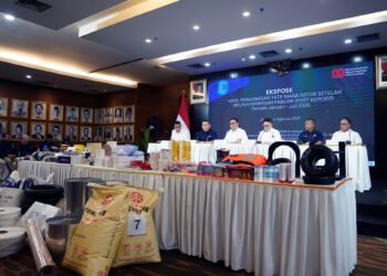 Menteri Perdagangan, Budi Santoso memimpin Ekspose Hasil Pengawasan Tata Niaga Impor Setelah Melalui Kawasan Pabean Periode Januari—Juli 2025 di Kantor Kementerian Perdagangan, Jakarta, Rabu (6 Agt).(Foto: Dok. Kemendag)