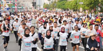 Menteri Pemuda dan Olahraga Republik Indonesia (Menpora RI) Dito Ariotedjo menegaskan ajang lari Merdeka Run 8.0K menghadirkan pengalaman berbeda bagi ribuan peserta yang memulai perjalanan dari Gerbang Istana Merdeka, Jakarta, Minggu (24/8) pagi.(foto:Gilang/kemenpora.go.id)