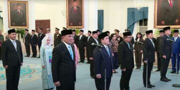 Sebelas pejabat dilantik Presiden Prabowo Subianto, termasuk Menko Polkam Djamari Chaniago dan Menpora Erick Thohir.(Foto:Istimewa).