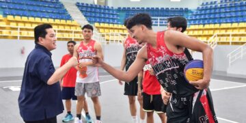 Menteri Pemuda dan Olahraga Republik Indonesia (Menpora RI) Erick Thohir melakukan peninjauan ke Cibubur Youth Elite Sport Center (CYESC) di Jakarta, Jumat (19/9). (foto:Andre/kemenpora.go.id)