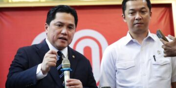 Erick Thohir baru saja melakukan serah terima jabatan (sertijab) Menteri Pemuda dan Olahraga di Kemenpora, Jakarta, Kamis (18/9). Menteri Erick akan melanjutkan estafet dari kepemimpinan sebelumnya yaitu Dito Ariotedjo. (foto:raiky/kemenpora.go.id)