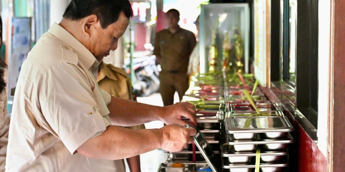 Presiden Prabowo Subianto dan Menu Program MBG.(Foto:Istimewa).
