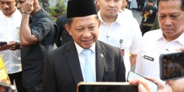 Menteri Dalam Negeri (Mendagri), Muhammad Tito Karnavian, saat menghadir pelantikan Dr. Akhmad Wiyagus sebagai Wamendagri di Istana, Jakarta, Rabu (08/10/2025).(Foto:Istimewa).