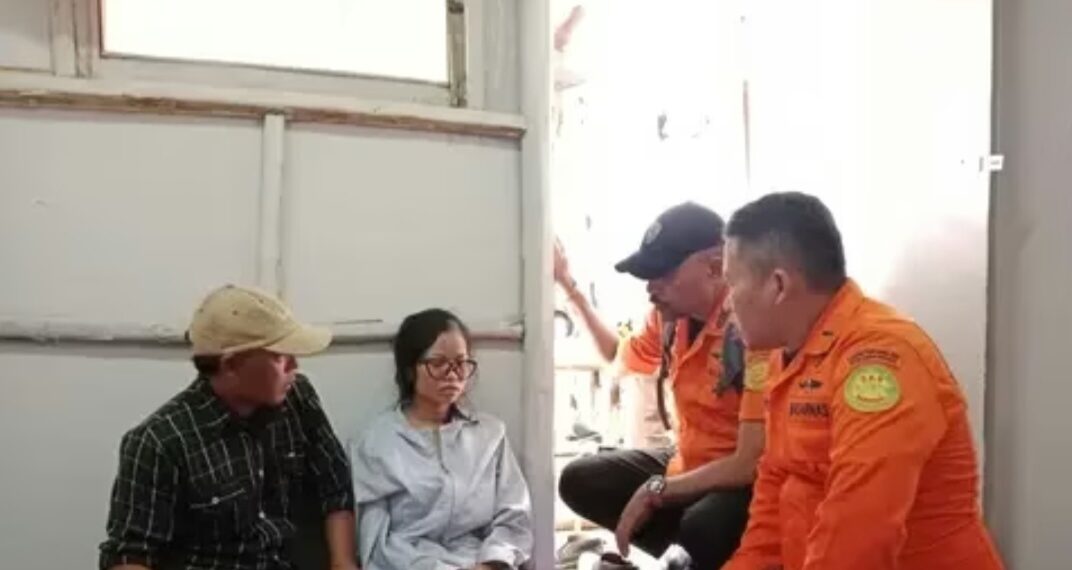 Dua survivor ayah dan anak ditemukan selamat di Lembah Tengkorak, Kabupaten Bandung.(Foto:Istimewa).