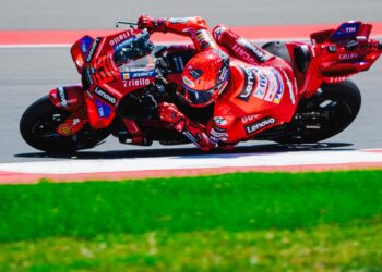 Sang juara dunia MotoGP 2025 dari Ducati Lenovo Marc Marquez, meraih hasil paling buruk setelah menempati posisi kesembilan dalam kualifikasi seri ke-18 Pertamina Grand Prix of Indonesia 2025 yang digelar di Pertamina Mandalika International Circuit, Lombok, NTB, Sabtu (4/10).(foto: Injourney)