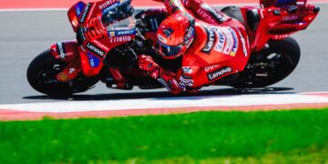 Sang juara dunia MotoGP 2025 dari Ducati Lenovo Marc Marquez, meraih hasil paling buruk setelah menempati posisi kesembilan dalam kualifikasi seri ke-18 Pertamina Grand Prix of Indonesia 2025 yang digelar di Pertamina Mandalika International Circuit, Lombok, NTB, Sabtu (4/10).(foto: Injourney)