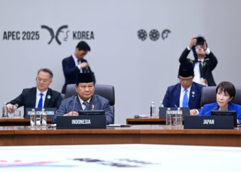 Presiden Republik Indonesia Prabowo Subianto dan Perdana Menteri Jepang Sanae Takaichi di APEC Economic Leaders Meeting (AELM) di Hwabaek International Convention Centre (HICO), Gyeongju, Republik Korea, pada Jumat (31/10/2025).(Foto: Setneg)