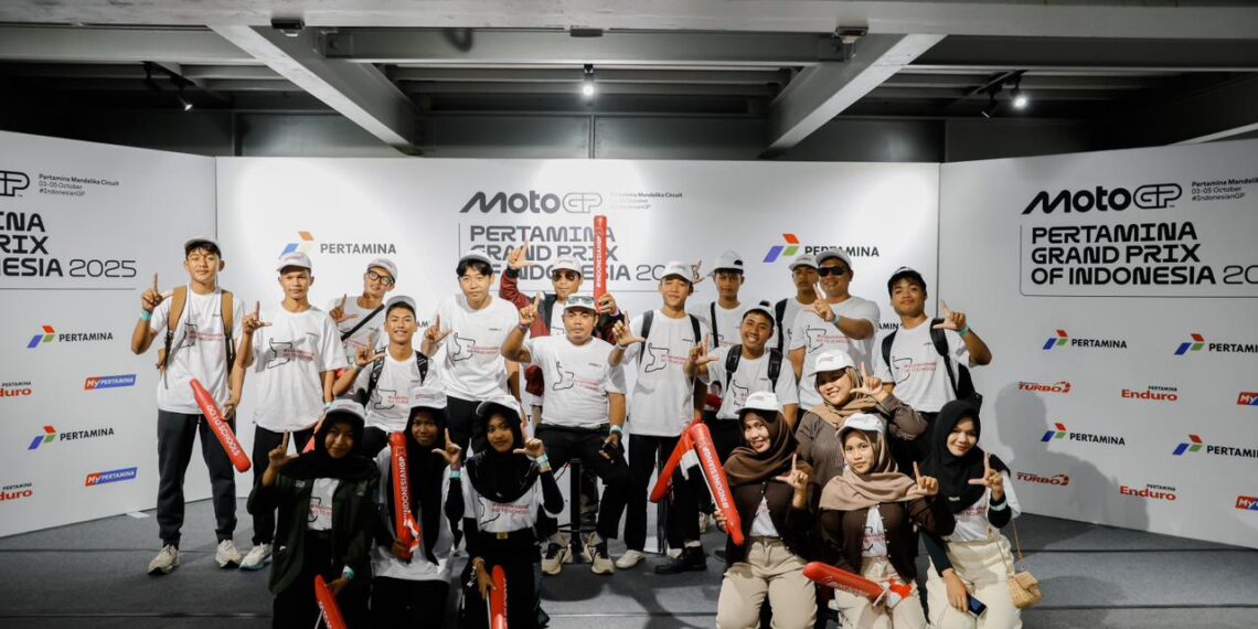 Di balik kemeriahan di hari pertama gelaran MotoGP seri ke-18 Pertamina Grand Prix of Indonesia 2025 di Sirkuit Internasional Mandalika, NTB yang dimulai Jumat (3/10), kegiatan bertaraf internasional ini kembali menghadirkan satu sisi edukasi dan inspirasi bagi generasi muda khususnya di kawasan Lombok.(foto:istimewa)