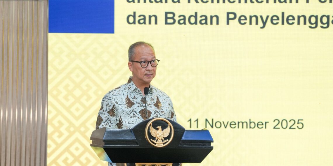 Menteri Perindustrian Agus Gumiwang Kartasasmita.