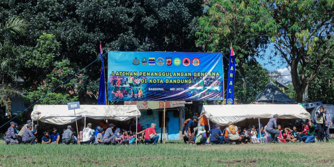 Latihan mitigasi bencana.(Foto: Humas Pemkot Bandung)