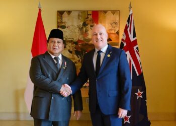 Presiden Republik Indonesia Prabowo Subianto mengadakan pertemuan bilateral dengan Perdana Menteri (PM) Selandia Baru Christopher Luxon di Ruang Agenas, Hotel Lahan Select Gyeongju, Jumat (31/10/2025). (Foto: Setneg)