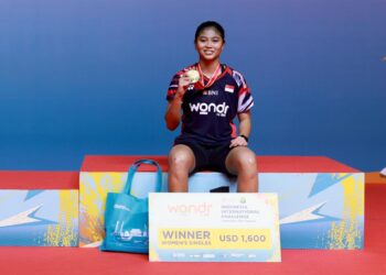 Pebulutangkis tunggal putri Indonesia, Thalita Ramadhani Wiryawan, berhasil merebut gelar juara WONDR by BNI Indonesia International Challenge 2025 setelah menaklukkan unggulan kedua, Mutiara Ayu Puspitasari, dalam laga final yang berlangsung ketat di GOR Amongrogo, Minggu (16/11).(Foto: PBSI)