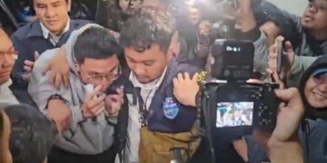 Youtuber sekaligus Streamer, Muhammad Adimas Firdaus, pelaku ujaran kebencian di media sosoal melalui akun Resbob dibawa ke Mapolda Jabar.(Foto:Istimewa).