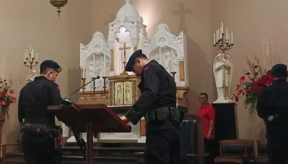 Strelisasi Gereja Katedral Kota Bandung oleh Tim Jibom Detasemen Gegana Polda Jabar, Rabu (24/12/2025).(Foto:Istimewa).