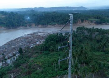 Gangguan infrastruktur listrik di Aceh pada bencana hidrometeorologi November 2026.(Foto: Istimewa)