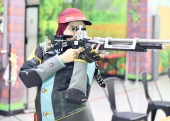 Atlet menembak Indonesia Dewi Laila Mubarokah, berhasil mempersembahkan dua medali emas SEA Games 2025 Thailand untuk Indonesia di nomor 10 meter Air Rifle beregu putri dan 10 meter Air Rifle putri perseorangan.(Foto: Kemenpora/IG Dewi Laila)