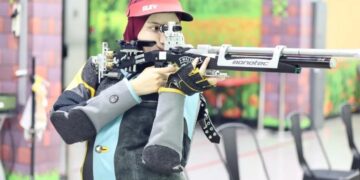 Atlet menembak Indonesia Dewi Laila Mubarokah, berhasil mempersembahkan dua medali emas SEA Games 2025 Thailand untuk Indonesia di nomor 10 meter Air Rifle beregu putri dan 10 meter Air Rifle putri perseorangan.(Foto: Kemenpora/IG Dewi Laila)