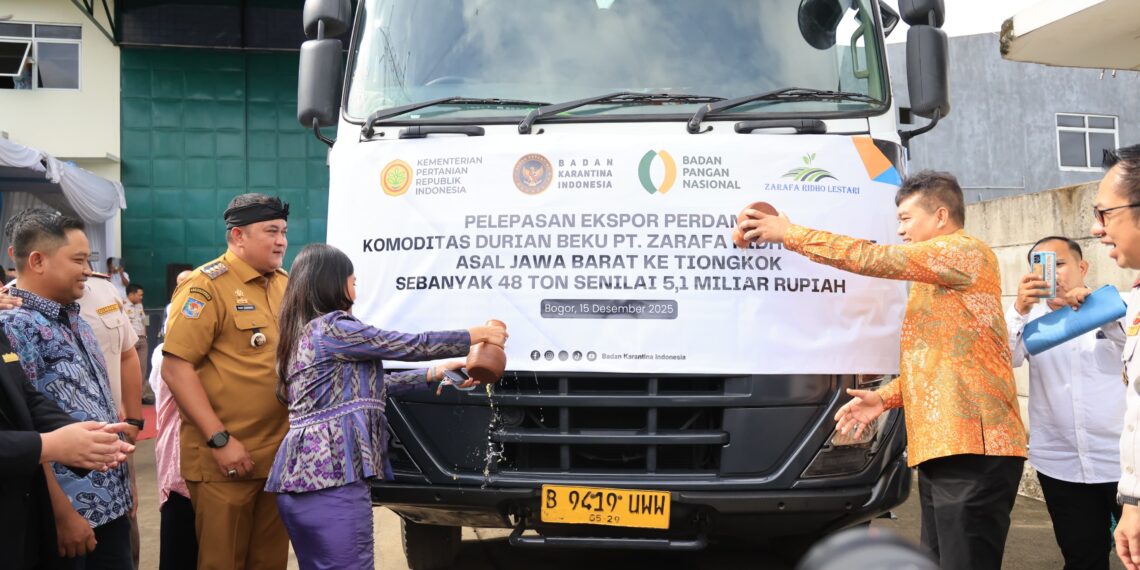 Ekspor durian beku.(Foto: Humas Pemkab Bogor)