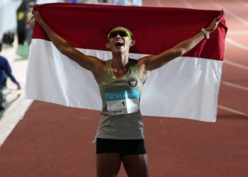 Cabang olahraga atletik kembali berhasil menambah pundi medali emas di SEA Games 2025 Thailand. Emas terakhir dari cabor atletik dipersembahkan oleh Emilia Nova meraih medali emas nomor heptathlon (tujuh lomba) setelah mengumpulkan total 5.497 poin sekaligus mengakhiri penantian panjangnya di nomor tersebut.(foto:Herry/kemenpora.go.id)