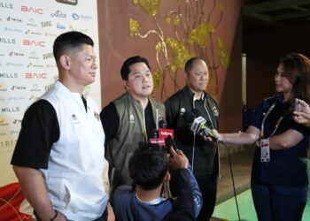 Menteri Pemuda dan Olahraga Republik Indonesia (Menpora RI) Erick Thohir mengapresi kekompakan semua stakeholder olahraga yang terlibat langsung memberikan semangat kepada para atlet yang berjuang demi mengharumkan nama Indonesia di ajang SEA Games 2025 Thailand. (foto:Herry/kemenpora.go.id)