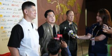 Menteri Pemuda dan Olahraga Republik Indonesia (Menpora RI) Erick Thohir mengapresi kekompakan semua stakeholder olahraga yang terlibat langsung memberikan semangat kepada para atlet yang berjuang demi mengharumkan nama Indonesia di ajang SEA Games 2025 Thailand. (foto:Herry/kemenpora.go.id)