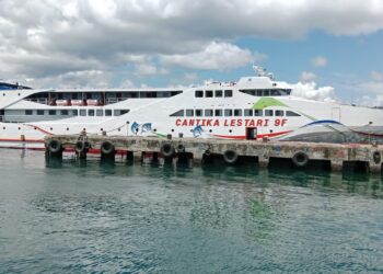 Kapal bersandar di pelabuhan.(Foto: Dok. Kemenhub)