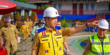 Wali Kota Bogor Dedie A. Rachim meninjau GOR Pajajaran.(Foto: Humas Pemkot Bogor)