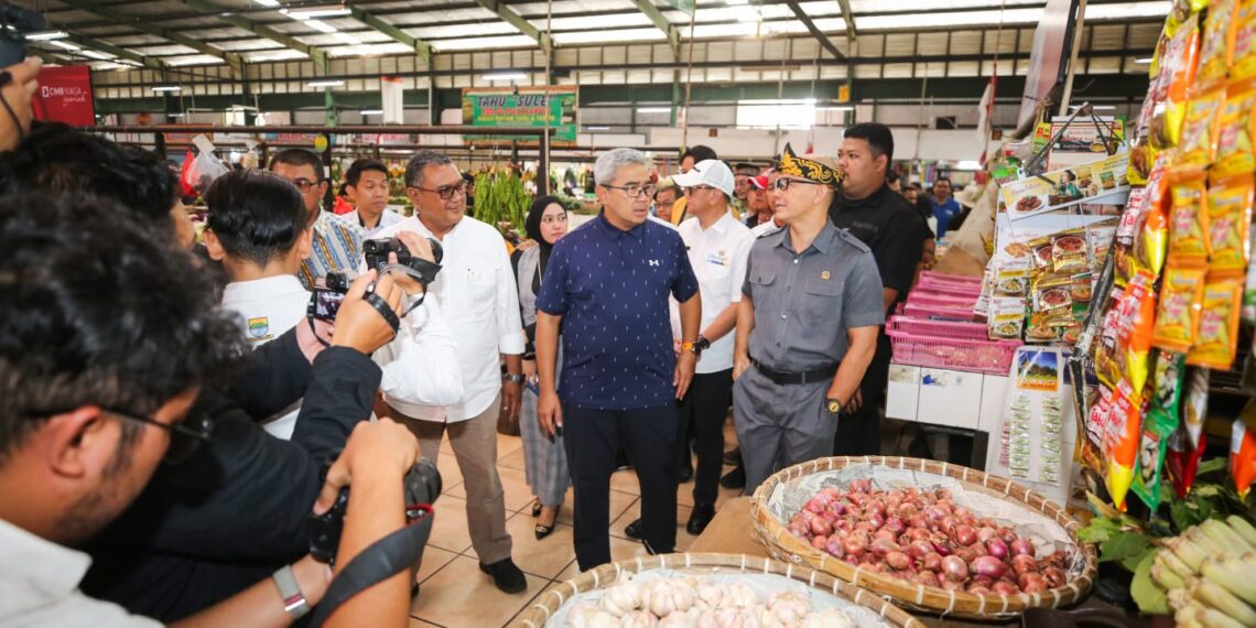 Wali Kota Bandung Muhammad Farhan menginstruksikan perangkat daerah terkait untuk menjaga stabilitas harga kebutuhan pokok di Kota Bandung.(Foto: Humas Pemkot Bandung