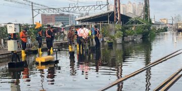 Banjir di jalur KA Wisata.(Foto: Istimewa)