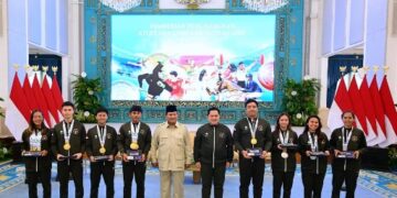 Presiden RI, Prabowo Subianto, mengundang para peraih medali SEA Games 2025 memenuhi Istana Negara pada Kamis sore (8/1) untuk memberikan penghargaan berupa bonus. (foto:istimewa)