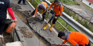 Jalan Saleh Danasasmita Kota Bogor mengalami retak.(Foto: Humas Pemkot Bogor)
