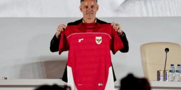 John Herdman resmi menjadi pelatih tim nasional sepak bola Indonesia usai diperkenalkan oleh PSSI di Ballroom Hotel Mulia, Senayan, Jakarta, Selasa (13/1) pagi.(foto:Gilang/kemenpora.go.id)