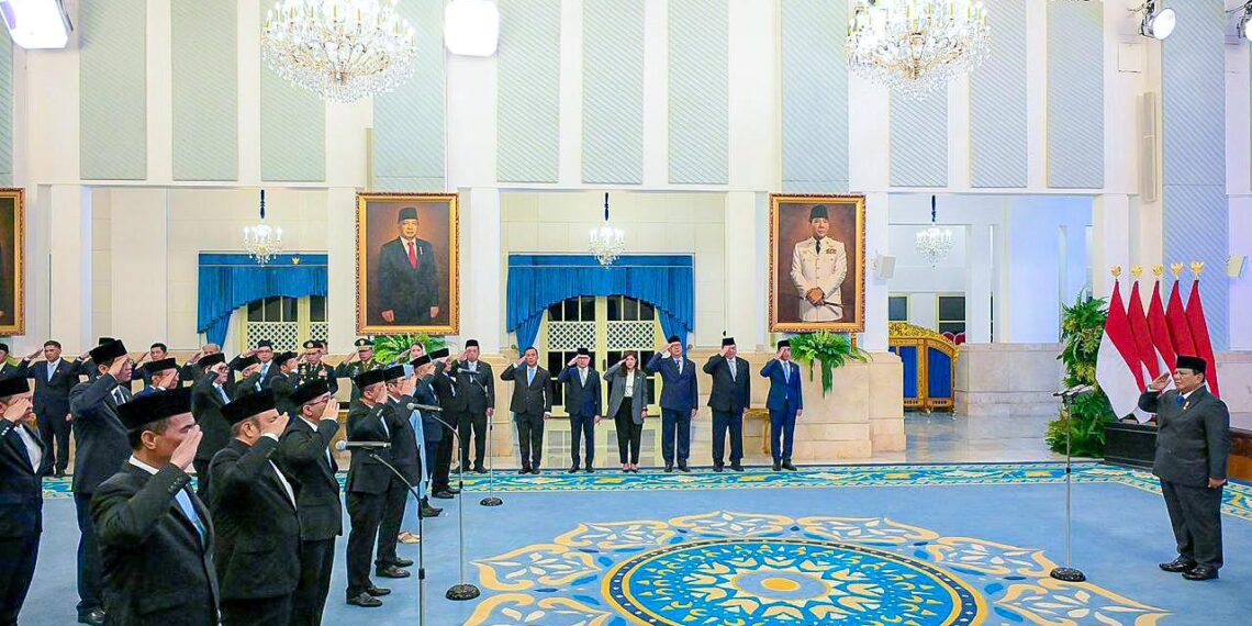 Presiden Prabowo Subianto melantik keanggotaan Dewan Energi Nasional di Istana Negara, Jakarta, Rabu (28/01/2026).(Foto: Setneg)