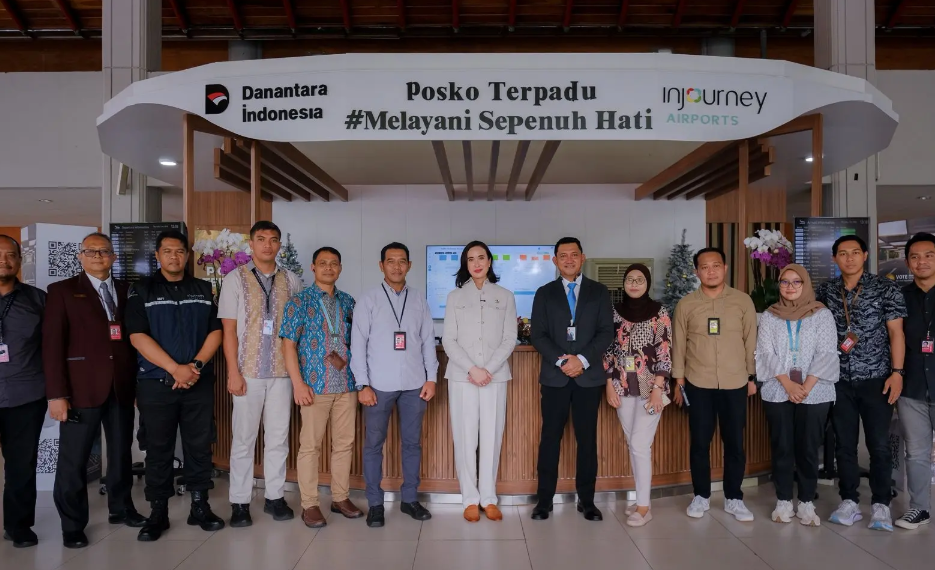 Menteri Pariwisata (Menpar) Widiyanti Putri Wardhana melakukan kunjungan kerja ke Bali untuk memastikan kesiapan layanan pariwisata bagi wisatawan yang berlibur ke Pulau Dewata pada puncak libur Natal dan Tahun Baru (Nataru) 2025/2026 pada Kamis (1/1/2026).(Foto: Kemenpar)