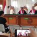 Youtuber Muhammad Adimas Firdaus alias Resbob, terdakwa ujaran kebencian menjalani sidang perdana di Pengadilan Negeri Bandung.(Foto:Istimewa).