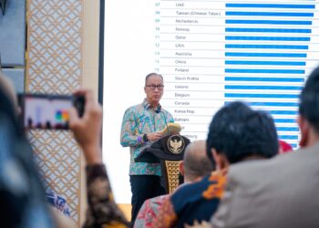 Menteri Perindustrian Agus Gumiwang Kartasasmita.