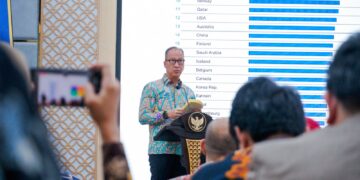 Menteri Perindustrian Agus Gumiwang Kartasasmita.