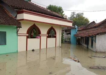 Foto : Kondisi banjir yang merendam rumah warga di wilayah Kabupaten Grobogan, Jawa Tengah pada Selasa (17/2). (BPBD Kabupaten Grobogan)