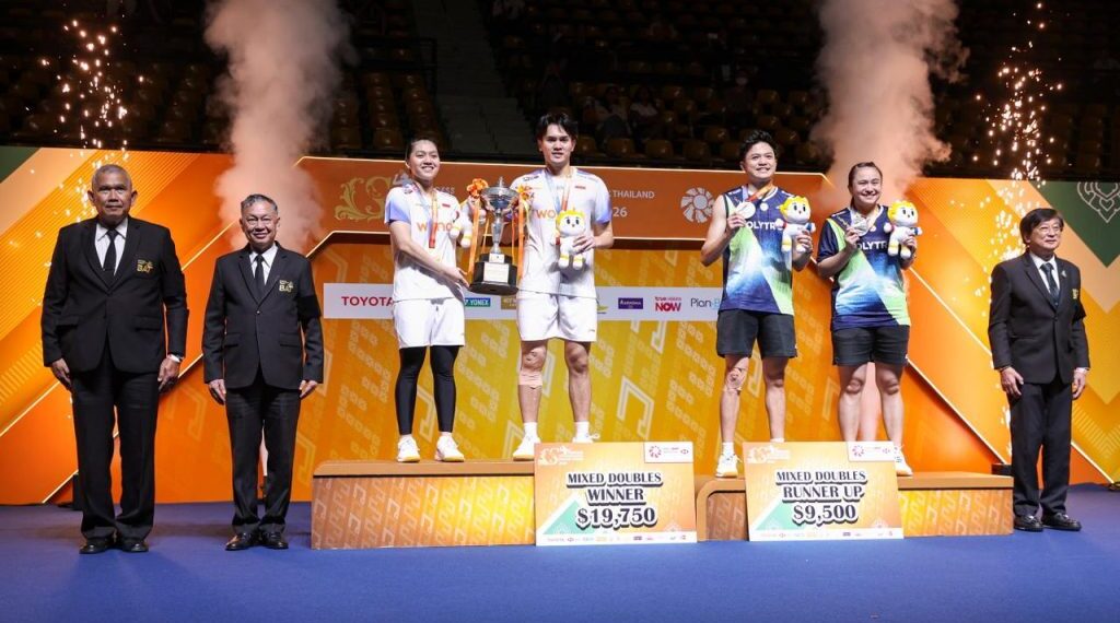 Pasangan ganda campuran Indonesia Adnan Maulana/Indah Cahya Sari Jamil meraih gelar internasional perdananya usai mengalahkan pasangan sesama Indonesia Bobby Setiabudi/Melati Daeva Oktavianti 18-21, 21-19, 21-17.(Foto: Dok. PBSI)