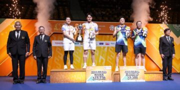 Pasangan ganda campuran Indonesia Adnan Maulana/Indah Cahya Sari Jamil meraih gelar internasional perdananya usai mengalahkan pasangan sesama Indonesia Bobby Setiabudi/Melati Daeva Oktavianti 18-21, 21-19, 21-17.(Foto: Dok. PBSI)