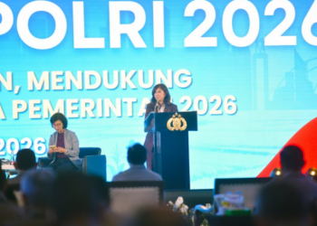 Menkomdigi Meutya Hafid menjadi pembicara dalam Rapat Pimpinan Polri 2026 di Taman Mini Indonesia Indah (TMII), Jakarta Timur, Rabu (11/02/2026). Foto: Pey HS/Komdigi