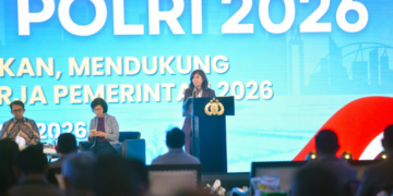 Menkomdigi Meutya Hafid menjadi pembicara dalam Rapat Pimpinan Polri 2026 di Taman Mini Indonesia Indah (TMII), Jakarta Timur, Rabu (11/02/2026). Foto: Pey HS/Komdigi