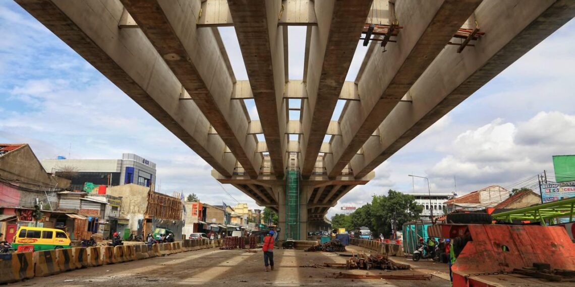 Pembangunan jalan.(Foto: Humas Pemkot Bandung)