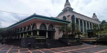 Masjid Agung Ciamis berada di jalur mudik di Jawa Barat sebagai posko layanan mudik bisa dimanfaatkan pemudik buat beristirahat sekaligus beribadah.(Foto:Istimewa).