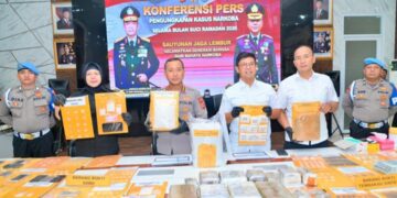 Pengungkapan kasus penyalahgunaan narkotika Satresnarkoba Polrestabes Bandung.(Foto:Istimewa).