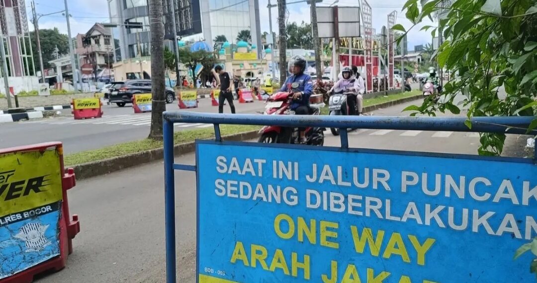 Polres Bogor terapkan skema one-way, atau satu arah, di jalur Puncak.(Foto:Istimewa).