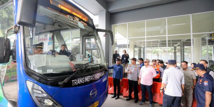 BRT Kota Bandung.(Foto: Humas Pemkot Bandung)