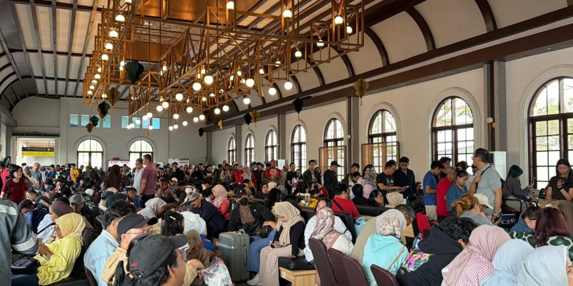 Suasana di Stasiun Whoosh.(Foto: Istimewa)